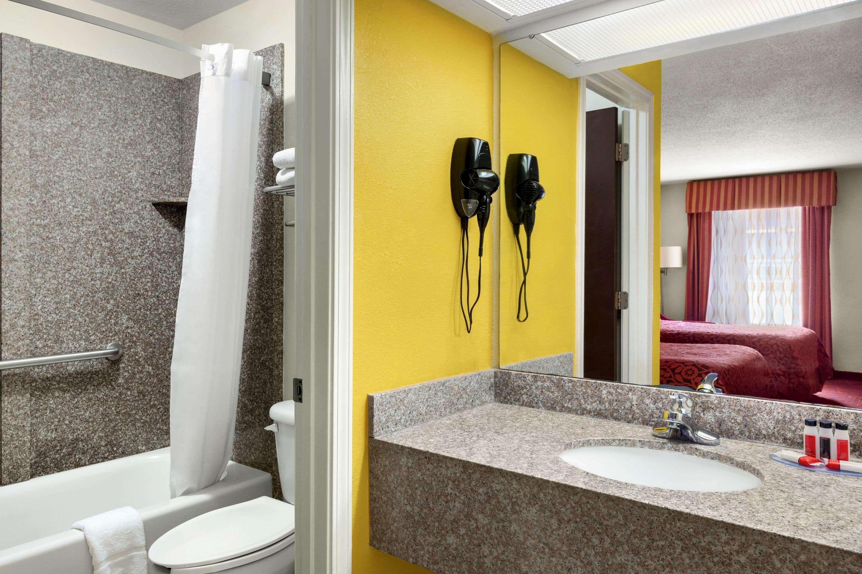 Hotel Days By Wyndham Roanoke Rapids Weldon