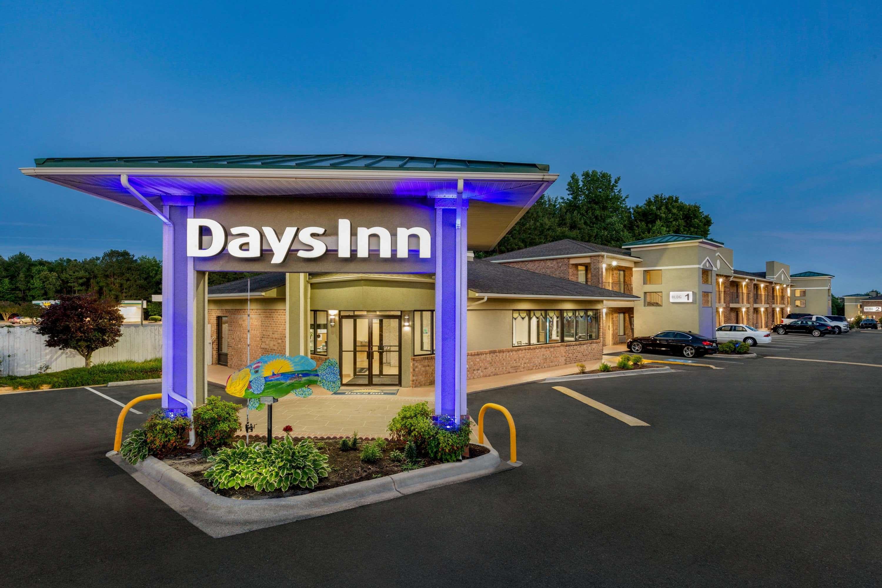 Hotel Days By Wyndham Roanoke Rapids