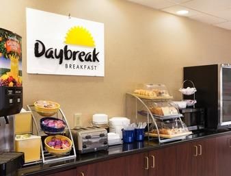 Days By Wyndham Roanoke Rapids
