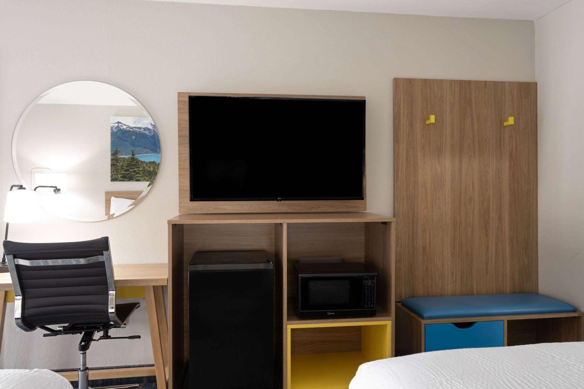 Days By Wyndham Roanoke Rapids Hotel 3*