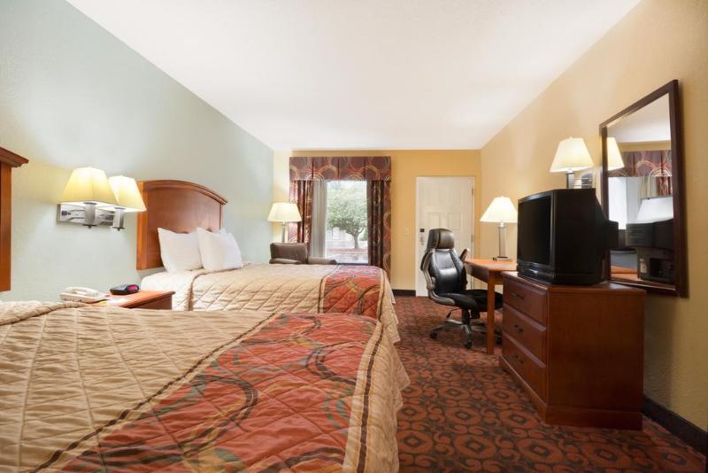 Days By Wyndham Roanoke Rapids Weldon